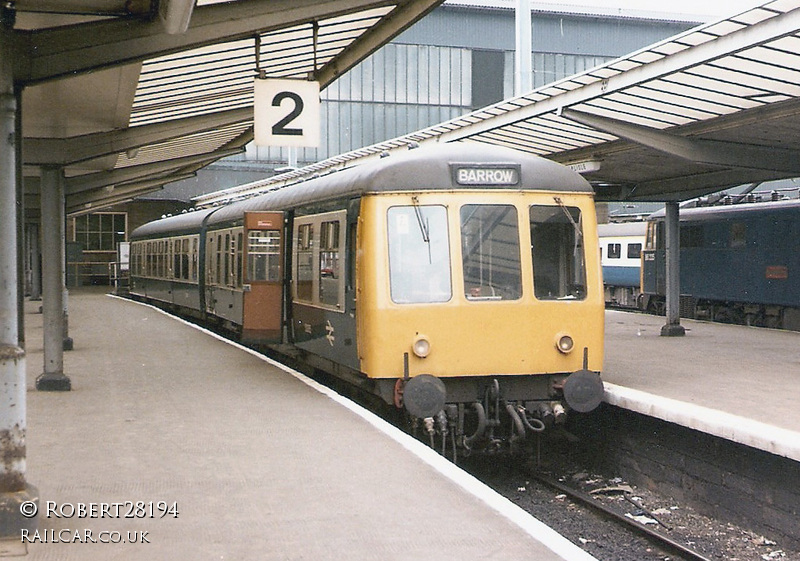 Class 108 DMU at Carlisle