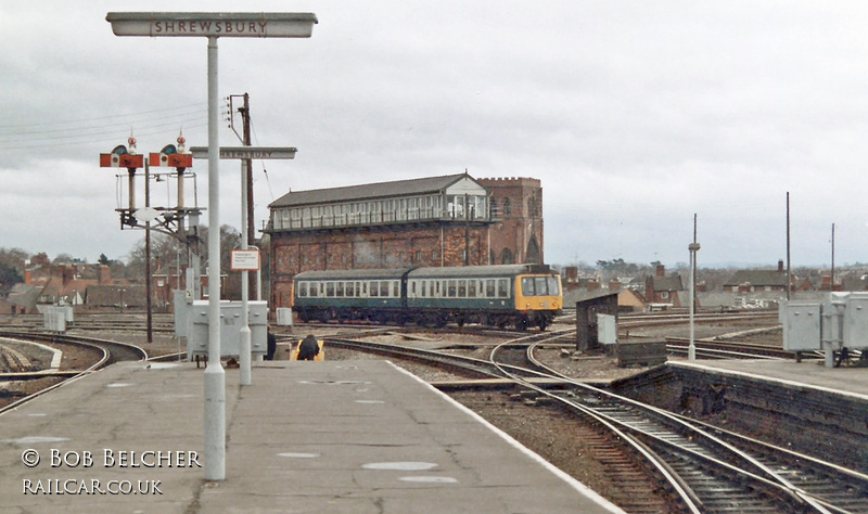Class 108 DMU at Shrewsbury