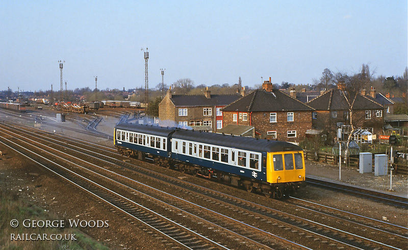Class 108 DMU at Dringhouses