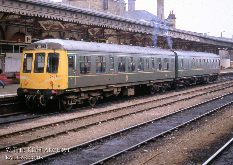 Class 108 DMU at Sheffield