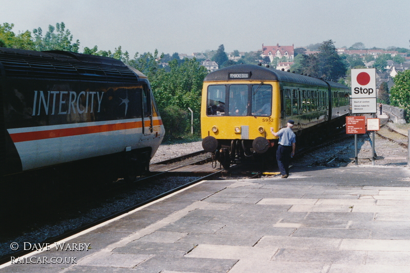 Class 108 DMU at Tenby