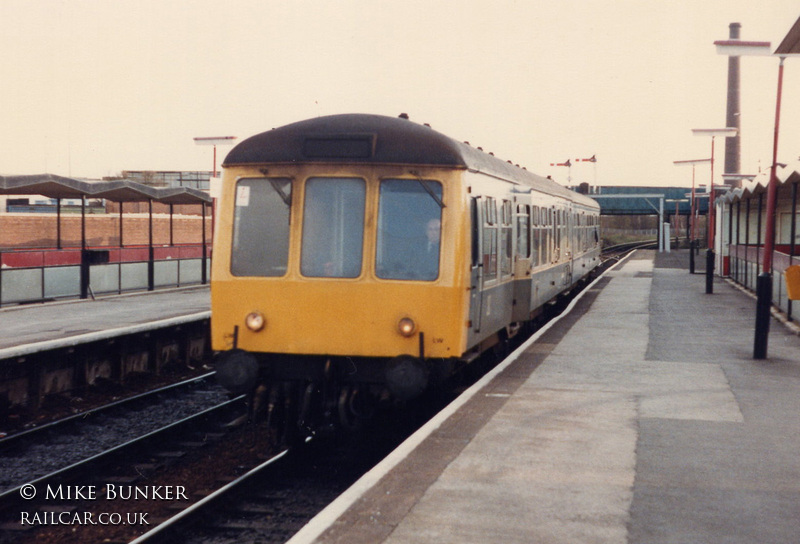 Class 108 DMU at St Helens (Shaw Street)
