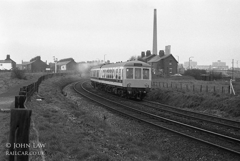 Class 108 DMU at Chester