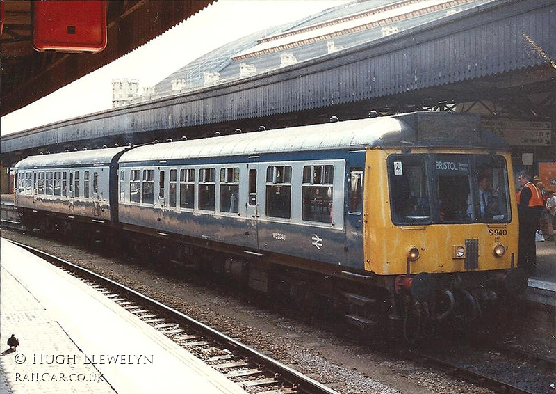 Class 108 DMU at Bristol Temple Meads