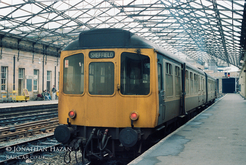 Class 110 DMU at Huddersfield