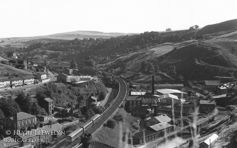 Class 110 DMU at Todmorden