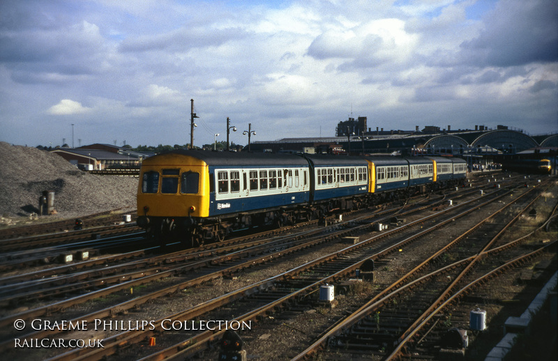 Class 111 DMU at York