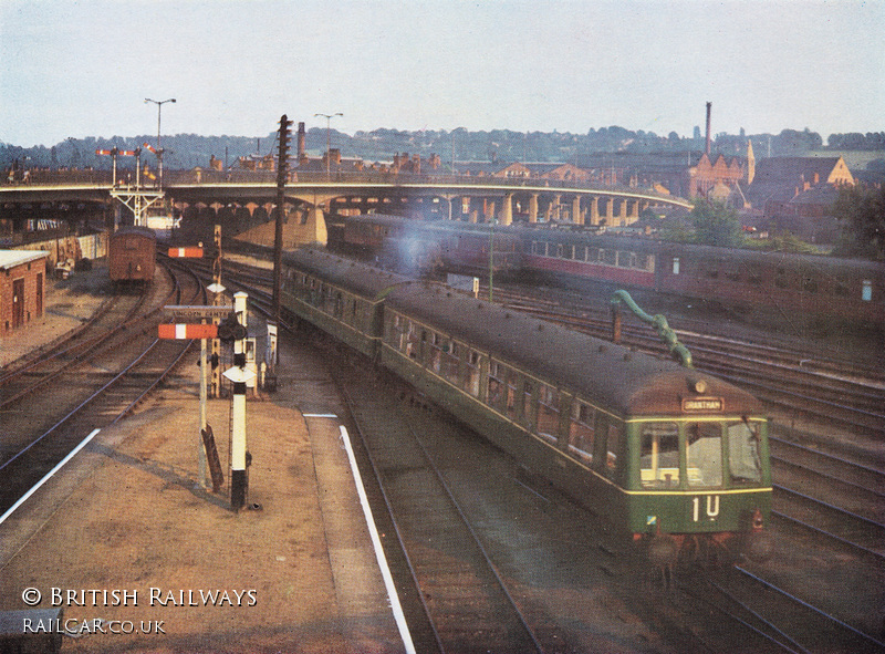 Class 114 DMU at Lincoln