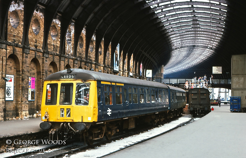 Class 114 DMU at York