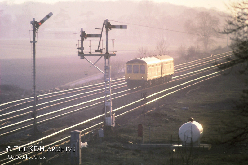 Class 114 DMU at Brocklesby