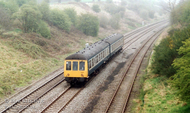 Class 114 DMU at Hatton