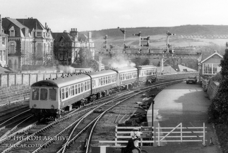 Class 114 DMU at Scarborough