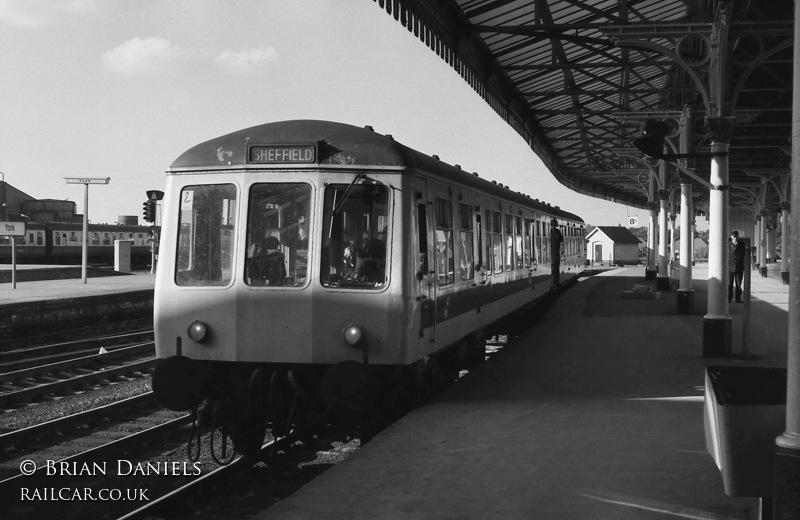 Class 114 DMU at York