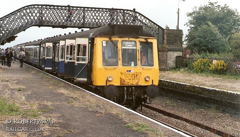 Class 115 DMU at Quainton Road