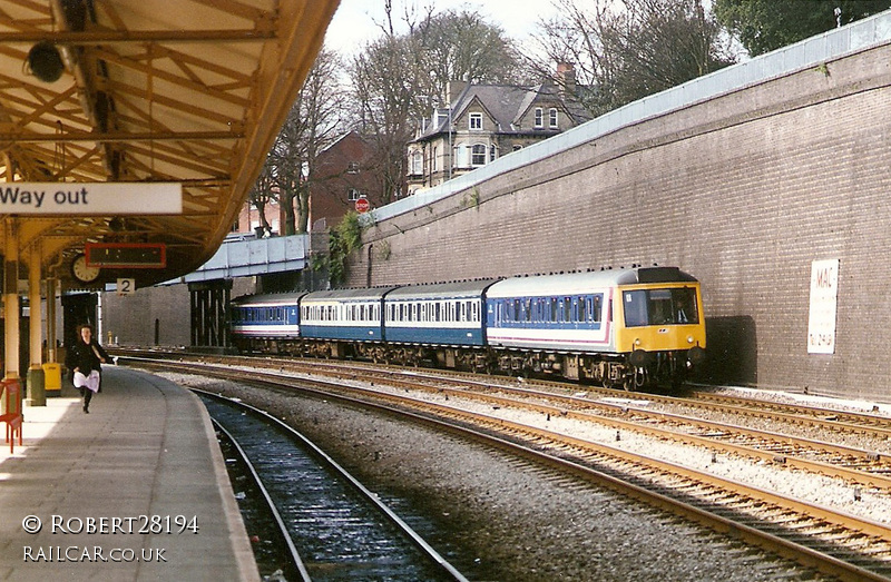 Class 115 DMU at High Wycombe