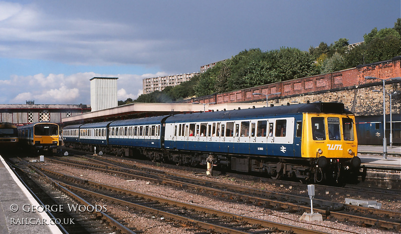 Class 115 DMU at Sheffield