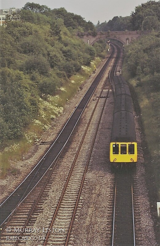 Class 115 DMU at Gerrards Cross