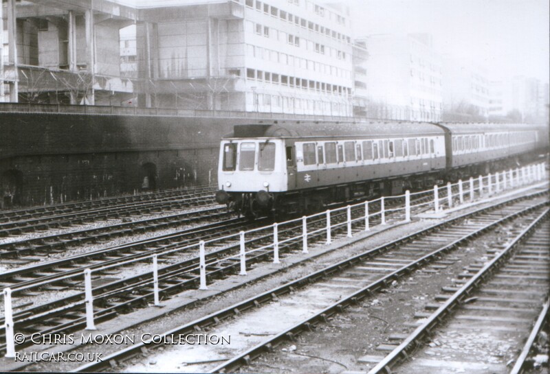 Class 115 DMU at London Marylebone