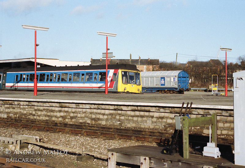 Class 115 DMU at Banbury