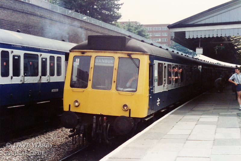 Class 115 DMU at High Wycombe