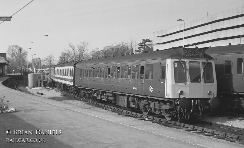 Class 115 DMU at Aylesbury