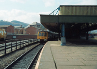 Class 116 DMU at Pontypridd