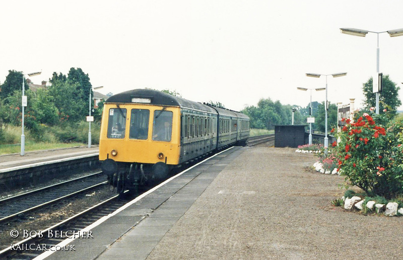 Class 116 DMU at Henley-in-Arden