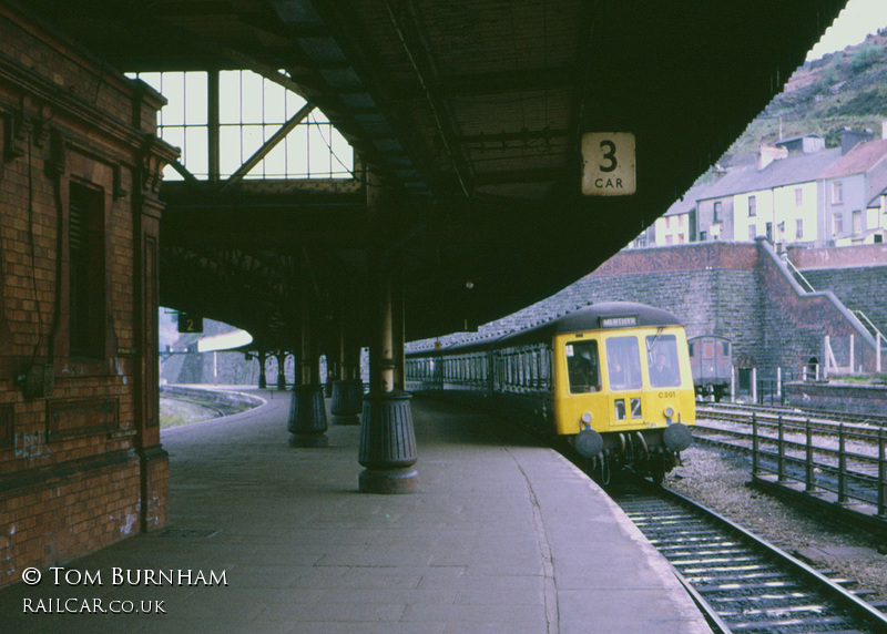 Class 116 DMU at Pontypridd