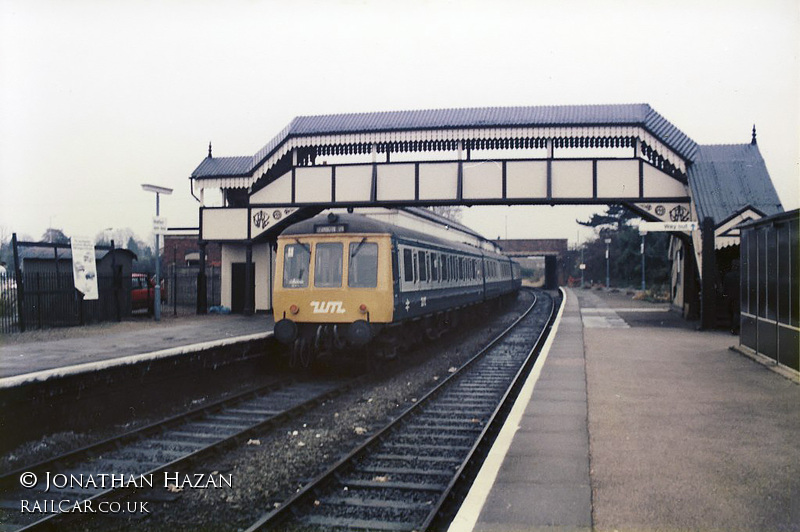 Class 116 DMU at Stratford-upon-Avon