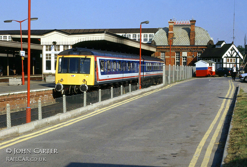 Class 116 DMU at Slough