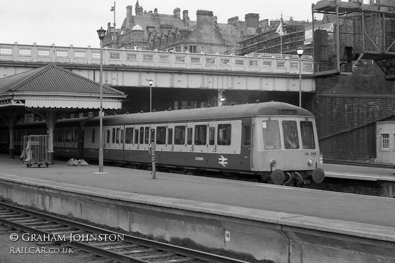 Class 116 DMU at Edinburgh Waverley