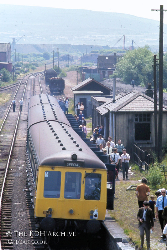 Class 116 DMU at Morriston