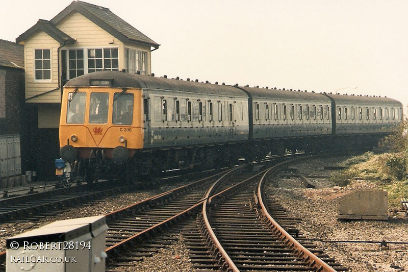 Class 116 DMU at Barry Island