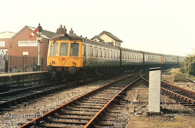 Class 116 DMU at Barry Island