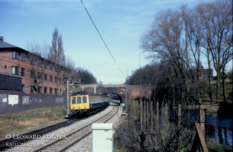 Class 116 DMU at University station