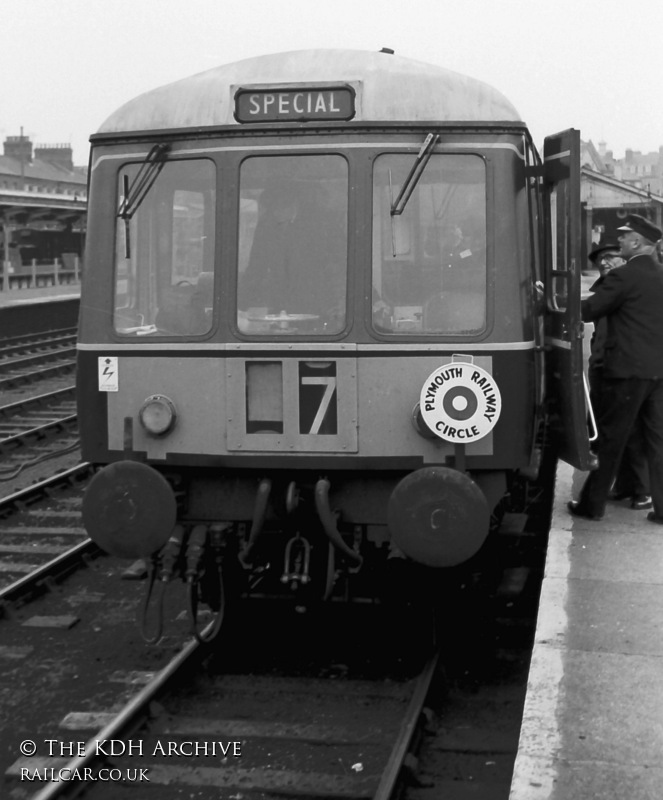 Class 116 DMU at Weymouth