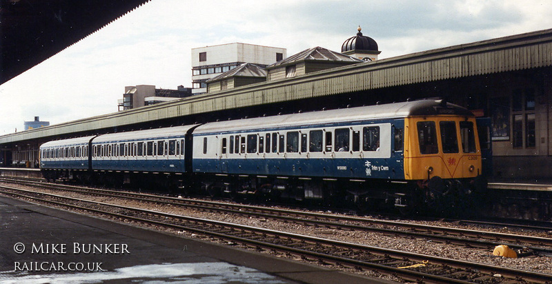 Class 116 DMU at Cardiff Central