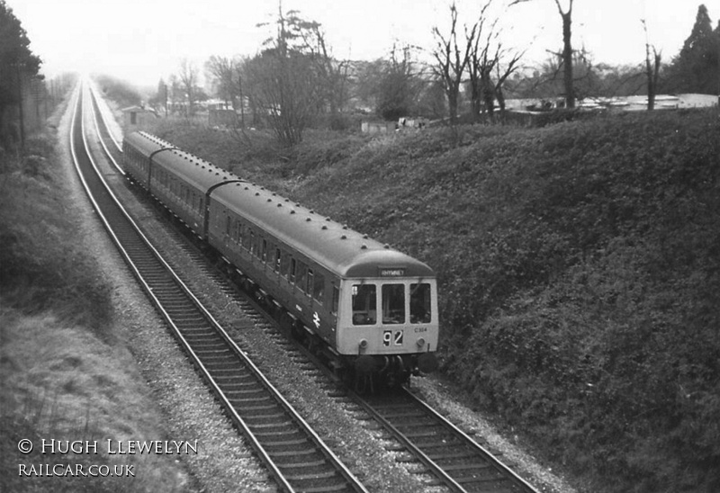 Class 116 DMU at Llanishen