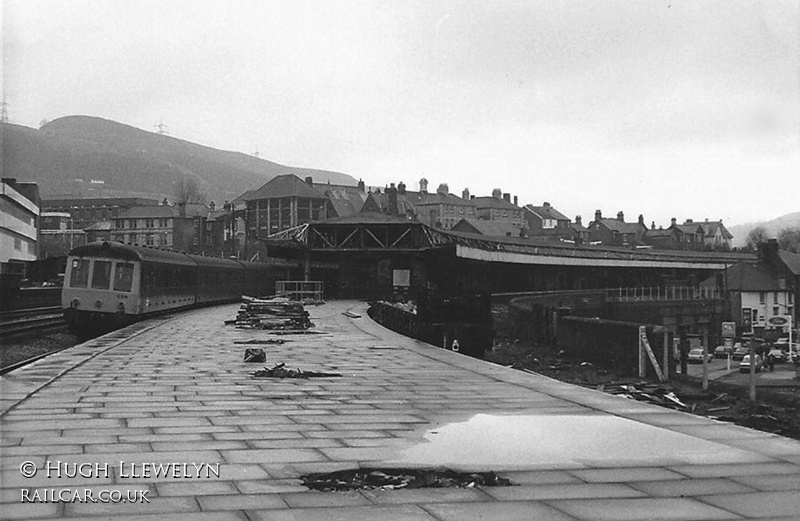 Class 116 DMU at Pontypridd