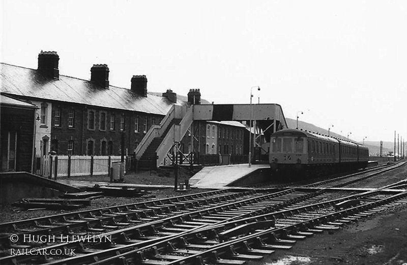 Class 116 DMU at Treherbert