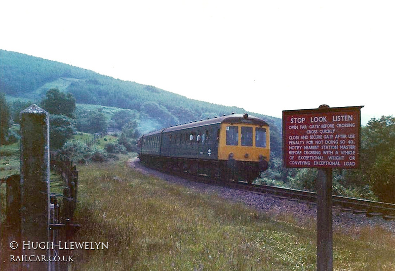 Class 116 DMU at Brynteg