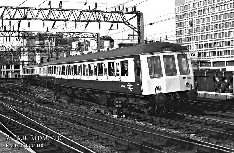 Class 116 DMU at Glasgow Central