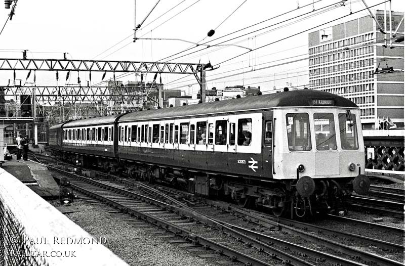 Class 116 DMU at Glasgow Central