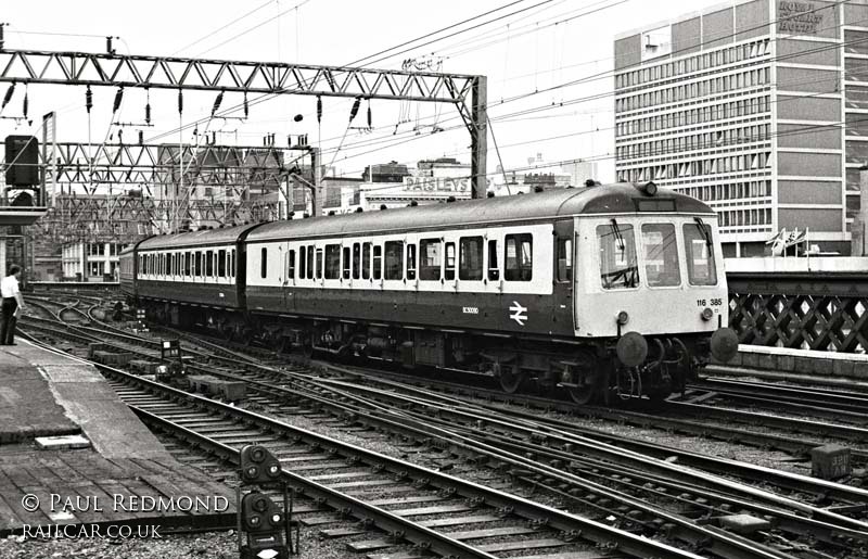 Class 116 DMU at Glasgow Central