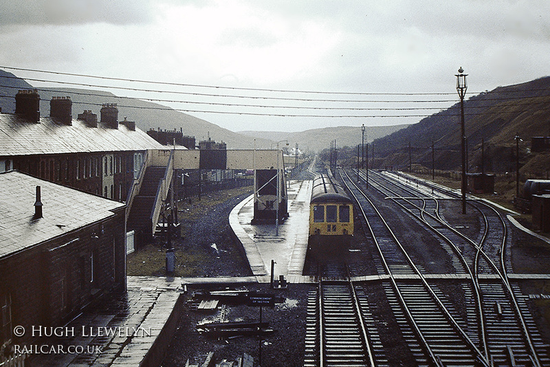 Class 116 DMU at Treherbert