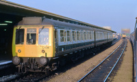 Class 117 DMU at Reading