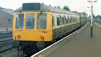 Class 117 DMU at Leamington Spa