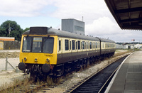 Class 117 DMU at St Erth