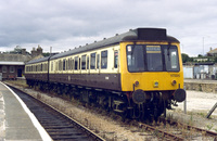 Class 117 DMU at St Erth