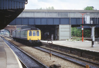 Class 117 DMU at Twyford